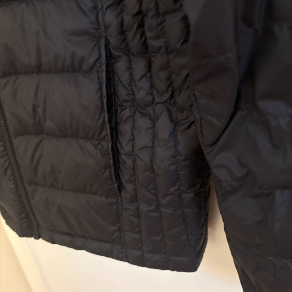 Flattering Fitted Black Puffer Jacket Lightweight Hooded Insulated Size S - Picture 6 of 13